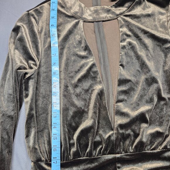 HOMMAGE Velvet Jumpsuit – Women’s Size Large – Long Sleeve Mesh V-Neck - Picture 10 of 13